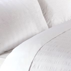 White Seersucker Polyester Cotton Quilt Cover Set by Pride Hotel ...