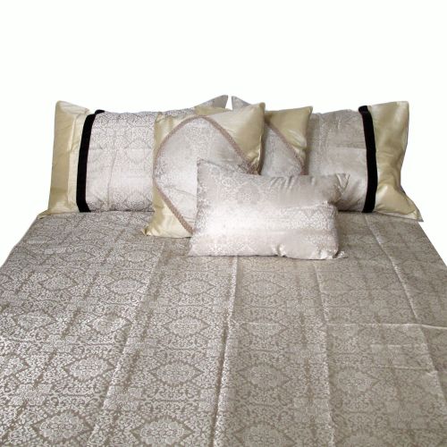 6 Pce Cream Jacquard Quilt Cover Bed Pack Double