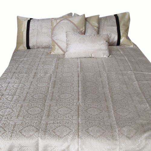 6 Pce Cream Jacquard Quilt Cover Bed Pack Double