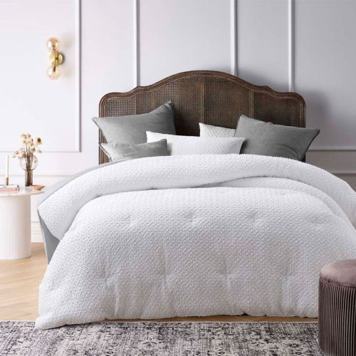 Dotty Clip White 3 Piece Jacquard Comforter Set by Accessorize