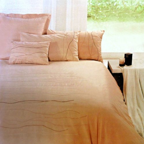 Renata 325TC 100% Cotton Embroidered Quilt Cover Set Queen by Metropolitan