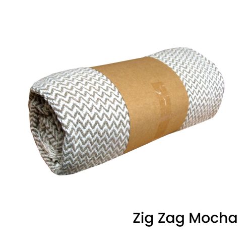 Zig Zag Cotton Fringe Throw Rug 125 x 150 cm
