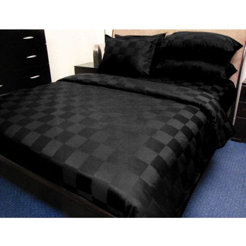 Dominic Quilt Cover Set by Chameleon Bedwear