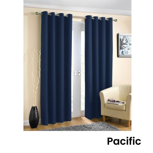 Pair of Blockout Plain Eyelet Curtains 140 x 223 cm