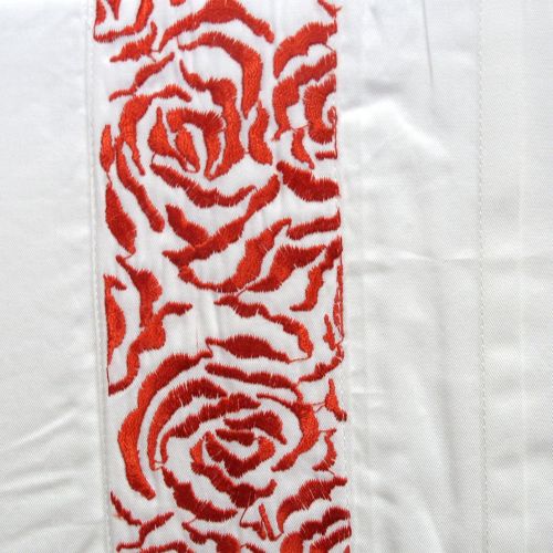 350TC Haze Red Cotton Embroidered Quilt Cover Set by Metropolitan