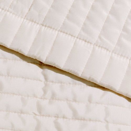 Plaza Ivory Quilted Bedspread with Reverse Sham by Platinum Collection