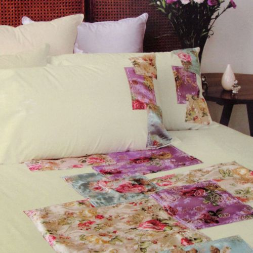 Country Rose Cream Quilt Cover Set by Accessorize