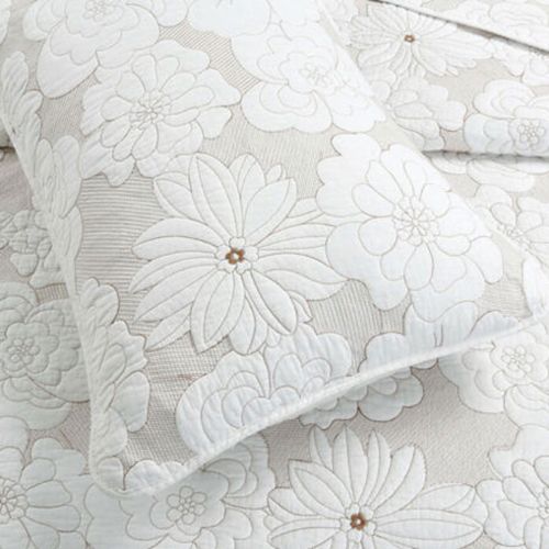100% Cotton Lightly Quilted Coverlet Set Floriade White