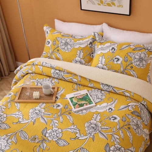 100% Cotton Lightly Quilted Coverlet Set Vibrante Yellow Queen